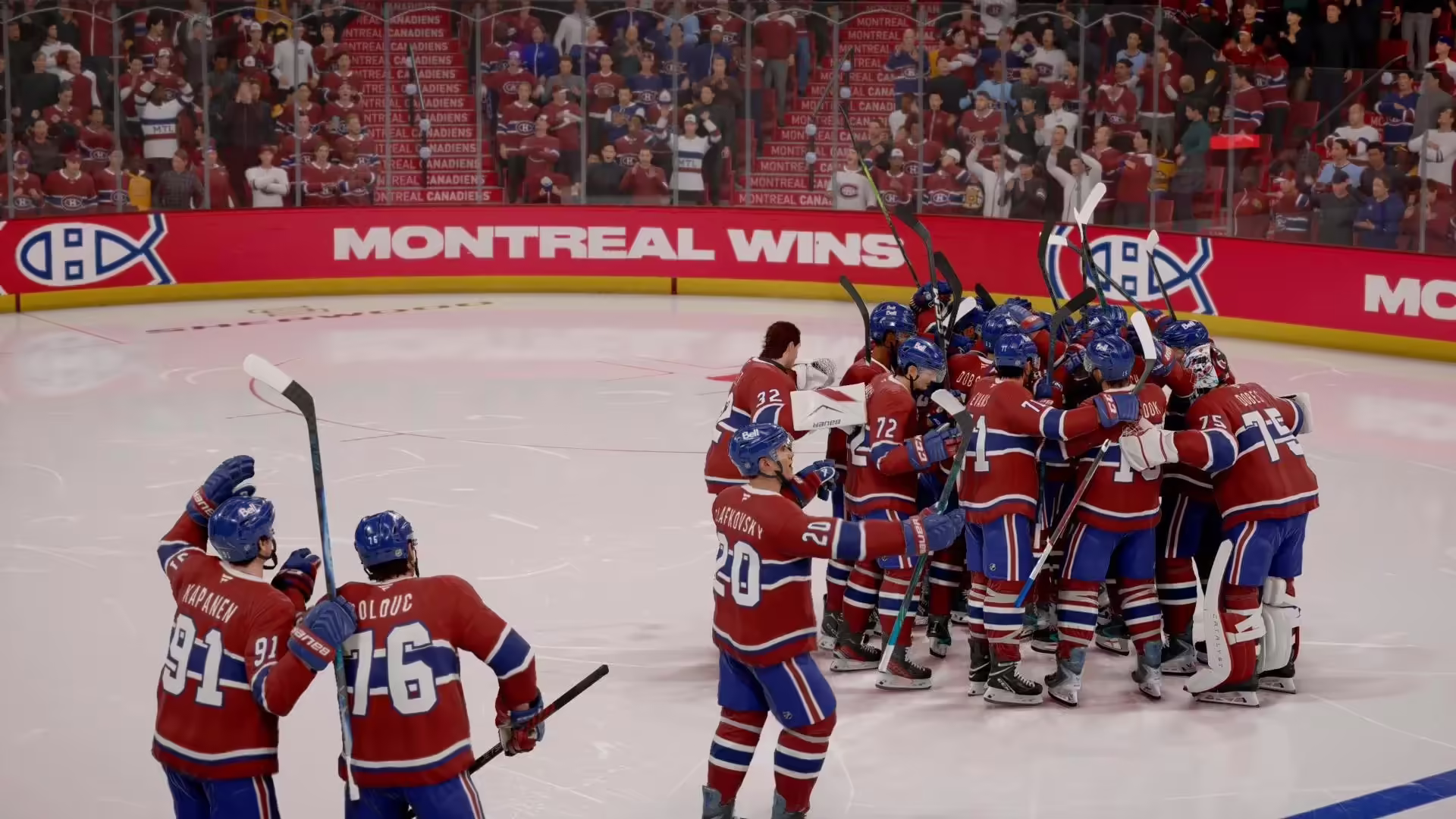 Un'azione di gioco concitata sul ghiaccio in NHL 27 con la nuova grafica broadcast